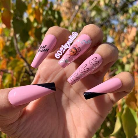 Bad Bunny Press on Nails Bad Bunny Nails beige Bad Bunny | Etsy