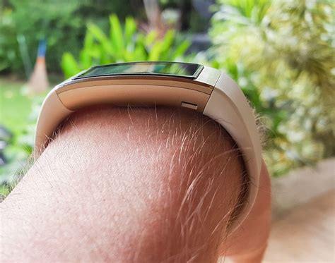 Test de la Huawei Band 3 Pro - crazy-geek.fr