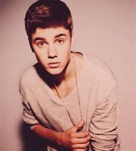 Justin Bieber Twitter Fanatic Claims Bieber Is Kurt Cobain Reincarnated