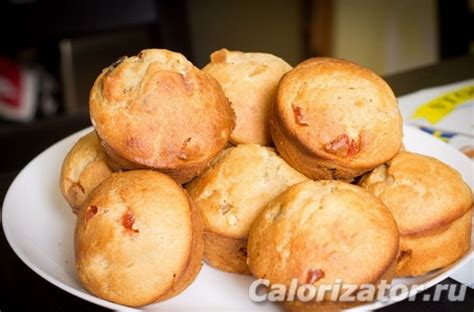 Булочка с творогом и курагой - калорийность, состав, описание ...