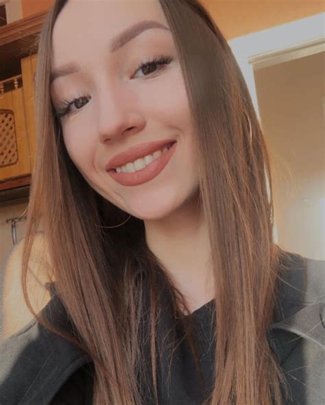 Kate Quinn : r/KateQuinnxoxo