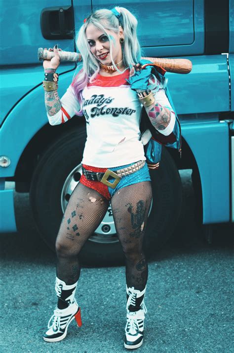 Harley Quinn: Suicide Squad #Cosplay - Viki Secrets