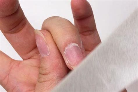 How To Use A Cuticle Pusher For Cuticle Care | DipWell | DipWell