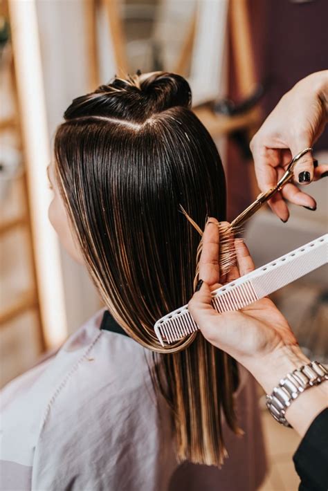 coiffure  coupe femme tendance avec cyril bazin coiffeur createur