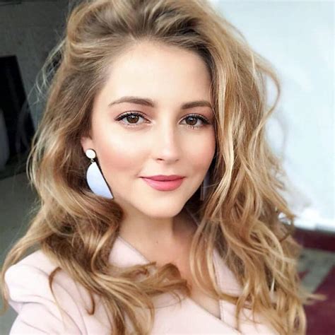 Фотогалерея Анна Михайловская