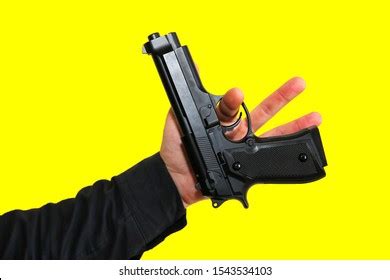 1,392 Spinning Gun Images, Stock Photos, 3D objects, & Vectors ...