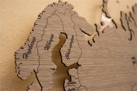 Карта из дерева на стену - 67 фото