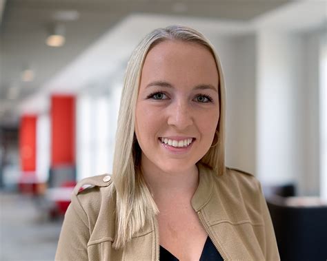 Lexi Hawks's Instagram, Twitter & Facebook on IDCrawl