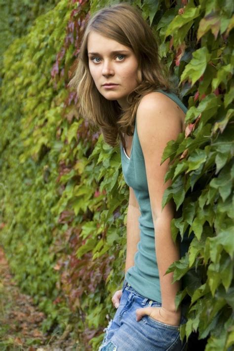 Pictures of Nadja Bobyleva