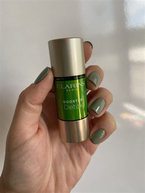CLARINS DETOX BOOSTER SERUM İNCELEMESİ - Charm Of Trip