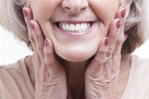 Swollen Gums – Causes and Treatment | Bellevue RX