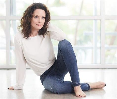 Kimberly Williams Paisley Measurements Ashley Williams And Kimberly