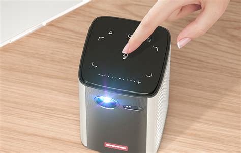 Projector Projektor BYINTEK P70 DLP 3D 4K Android