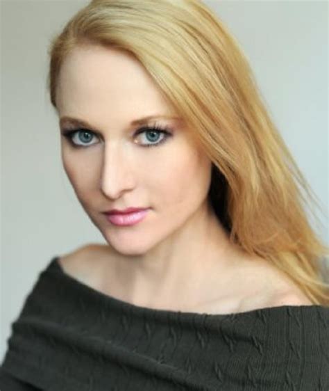 DeeDee Luxe – Movies, Bio and Lists on MUBI