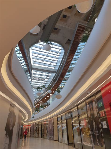 ANFA PLACE SHOPPING CENTER – SEPARATOR