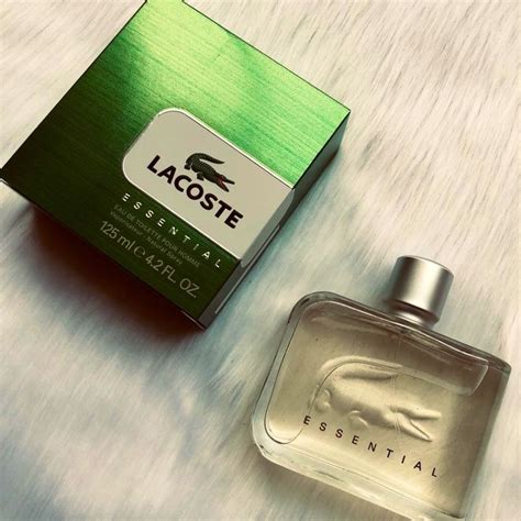 Lacoste Essential 125м Туалетная вода 125 мл (1390326662)