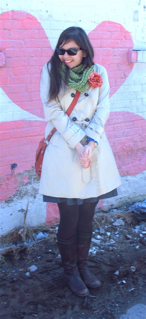 DIY: Crocheted Lacy Green Infinity Scarf Pattern