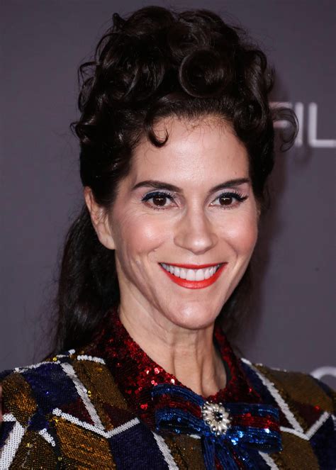 Jami Gertz Is World's Richest Actor - But She's Unknown By Most People