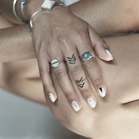 Rough Diamond Cube Ring — No.13 Jewellery