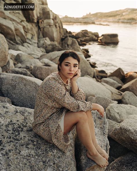 NICOLE MUÑOZ Feet - AZNudeFeet