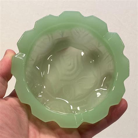 Rare Jade-Ite Rose Pattern Ashtray