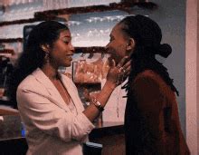 Two Black People Kissing-GIFs | Tenor