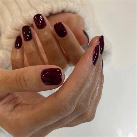 Маникюр бордовый | Stylish nails, Simple nails, Gel nails