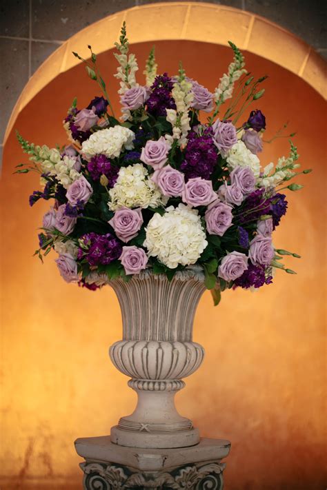 Altar Flowers For Wedding at Marcus Vanhoose blog