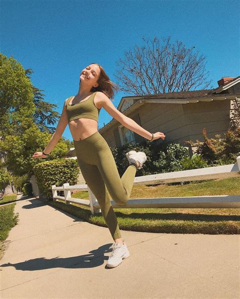 Jayden Bartels - Personal Pics 04/16/2019 • CelebMafia