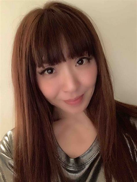 pin  mack  riri riri actresses singer