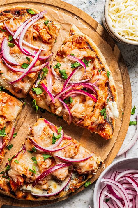 Grilled BBQ Hen Pizza Recipe - Fitzenwellness