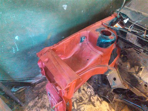 Передний левый лонжерон под заднеприводную балку — Lada 2115, 4 л, 2002 ...