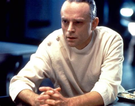 Чужой 4: Воскрешение 1997 смотреть онлайн бесплатно в HD