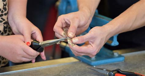 20 Everyday Hacks That Make Pliers Indispensable - Housely