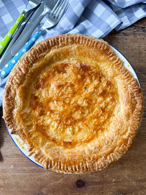 Easy Chicken Pie - My Fussy Eater | Easy Family Recipes