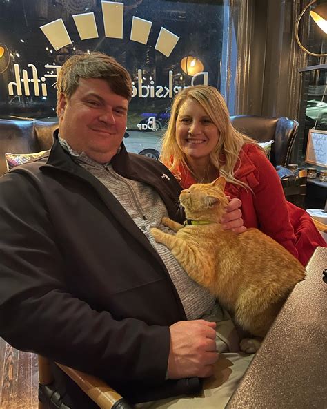 Parkside patrons, locals mourn death of Birmingham's 'coolest cat,' Tab