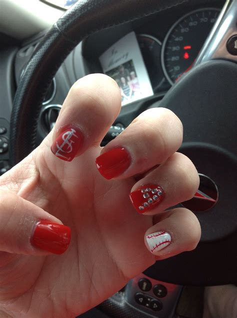 St Louis Cardinals nails. Done by: Luis De La Cruz | Sports nails, Red