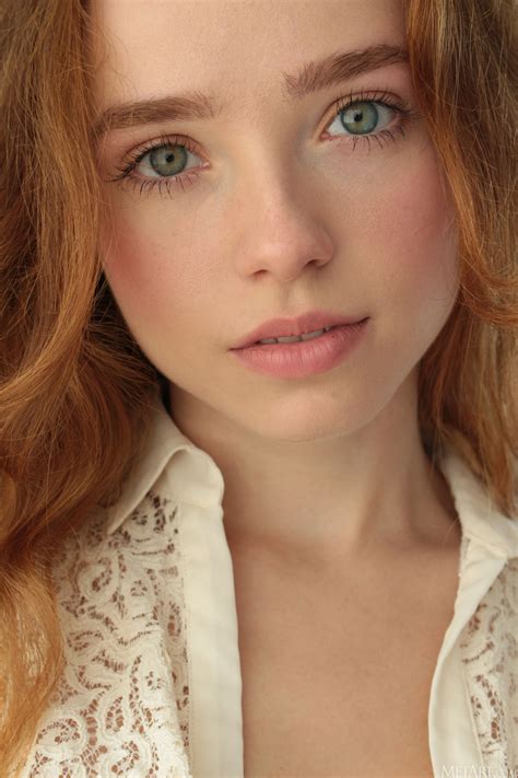 Rinna Ly - Девушка Дня