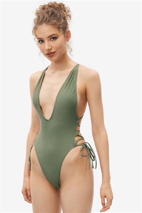 Backless swimsuit – Artofit