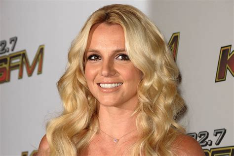 britney spears  reflected   simplicity   life