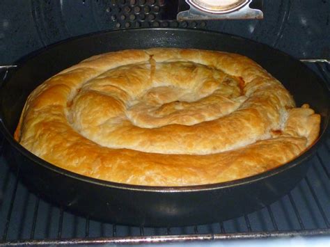 (Z)Maja-rije: Pica burek