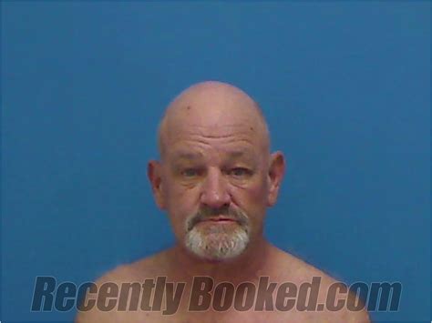 Locals argue over a recent edmonson county voice editorial 25