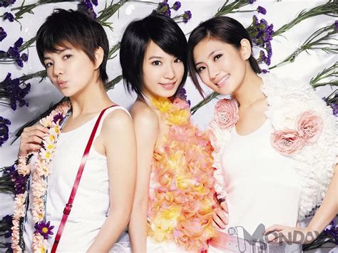 SHE - 高清图片，堆糖，美图壁纸兴趣社区