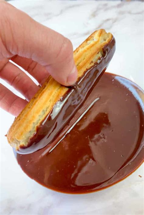 Eclair Rezept: Perfekte Schokoladen Eclairs | My Chef Recipe