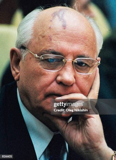 115 Perestroika Gorbachev Photos & High Res Pictures - Getty Images