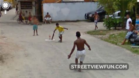 Bottle game - StreetViewFun