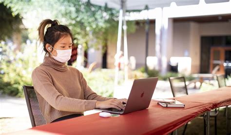 stanford mba employment report shows strong outcomes stanford