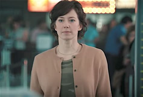 ‘The Leftovers’: Nora Abandons Kevin on Security Line, Global Entry ...