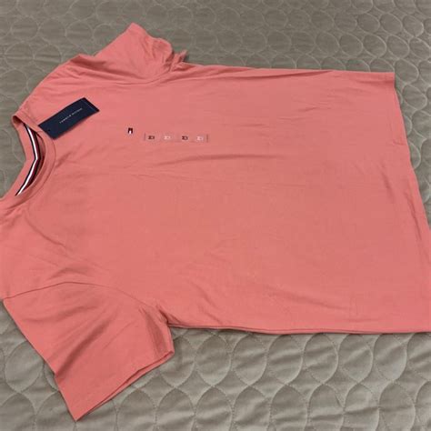 Футболка Tommy Hilfiger – купить в Москве, цена 2 350 руб., дата ...