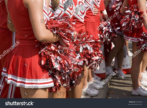 Cheerleaders Ohio State Stock Photo 5552965 - Shutterstock